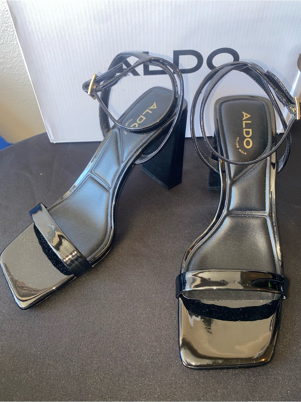 ALDO Black Patent Square Block Heel Sandals with Ankle Strap BRAND NEW - Picture 4 of 9